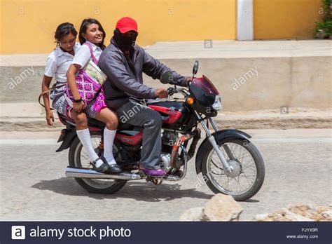 Overloaded Transport Stock Photos & Overloaded Transport Stock Images - Alamy