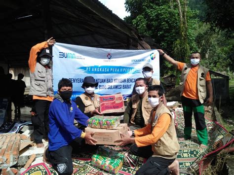 Relawan Ap Ii Distribusikan Bantuan Bagi Korban Bencana Alam Kalsel Dan