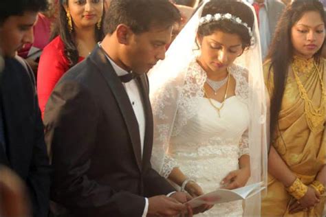 Meera Jasmine Wedding Love Controversies And Arranged Match