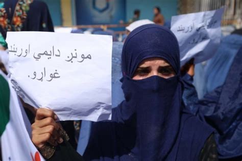 تحقیق تازه در افغانستان زنان در روند صلح به طالبان و جامعه جهانی اعتماد ندارند Bbc News فارسی