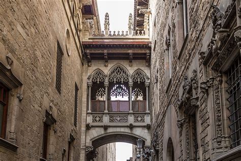 10 Pictures That Will Make You Fall In Love With Gothic Quarter In