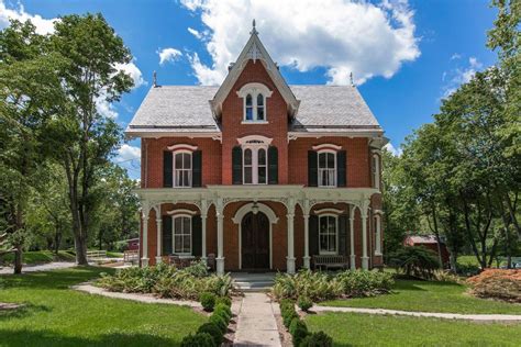 1880s Victorian Updated For Contemporary Living Asks 695k Curbed