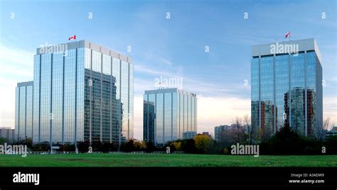 Mississauga Executive Centre Towers Stock Photo Alamy