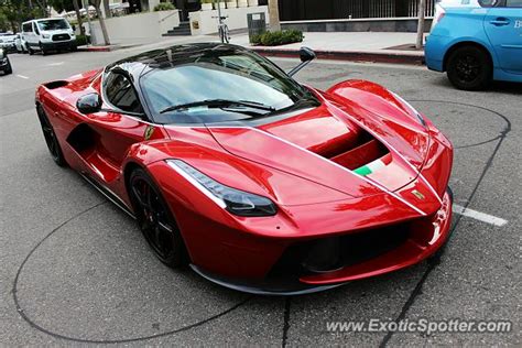 Maybe you would like to learn more about one of these? Ferrari LaFerrari spotted in Beverly Hills, California on 05/08/2016, photo 2
