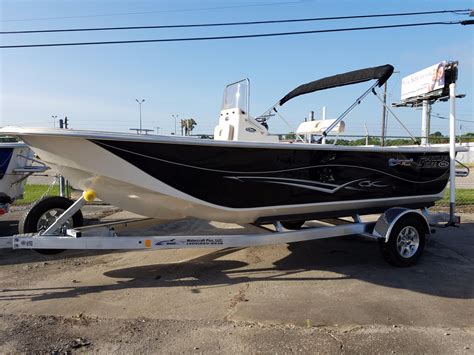 2016 New Carolina Skiff Dlv Series 198 Center Console Fishing Boat For