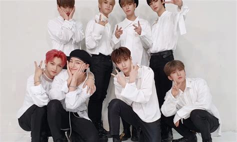 Bang chan, lee know, changbin, hyunjin, han, felix, seungmin, and i.n. Stray Kids step into 2020 with exciting plans ⋆ The latest ...