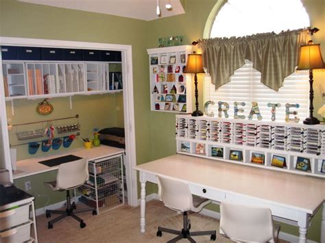 23+ ideas craft room layout website for 2019 #craft. wish I had a scrapbook/craft room and was this organized ...