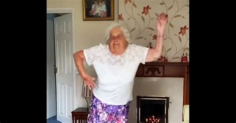 88 Year Old Grandma Busts A Move And Steals Internets Heart