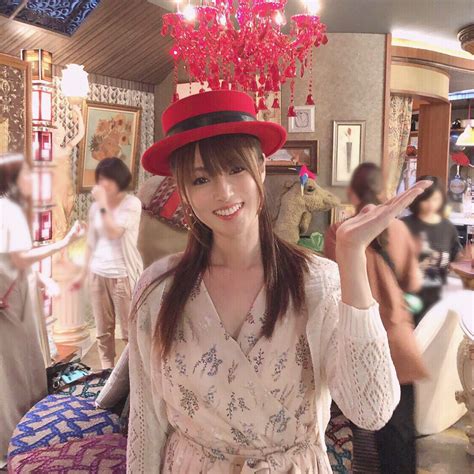 You can see a lot of pictures, upload your, track trends, and communicate! ファッショントレンド: 元の深田 恭子 ドラマ ファッション