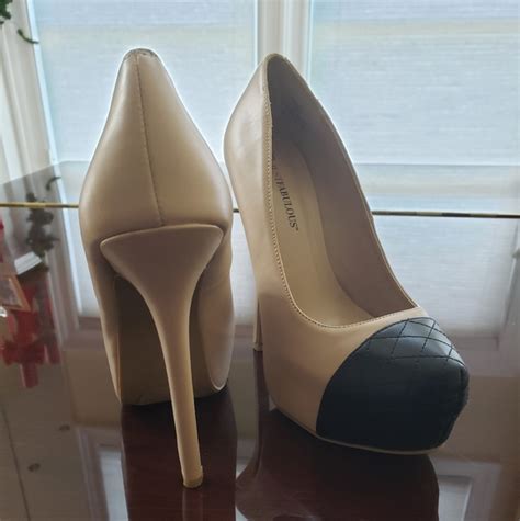 JustFab Shoes Just Fab Nude And Black Pumps Poshmark