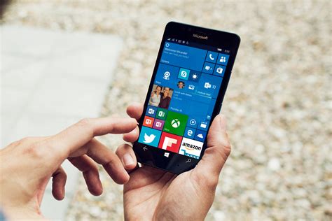 Better Late Than Never Microsoft Rolls Out Windows 10 Mobile