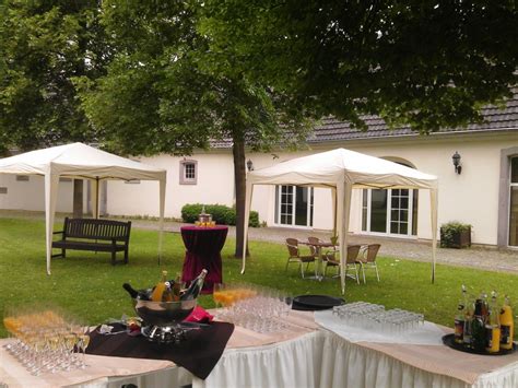 Fkk & sauna club // fkk luderland. Exklusiv am Schloss Morsbroich - Ihr Sektempfang