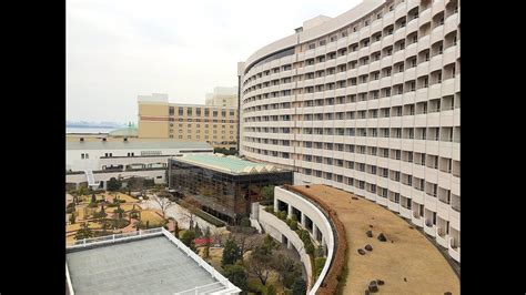 Each room at sheraton grande tokyo bay hotel has a seating area and an lcd tv with satellite and cable channels. Sheraton Grande Tokyo Bay Hotel | CarNichiWa.com - YouTube