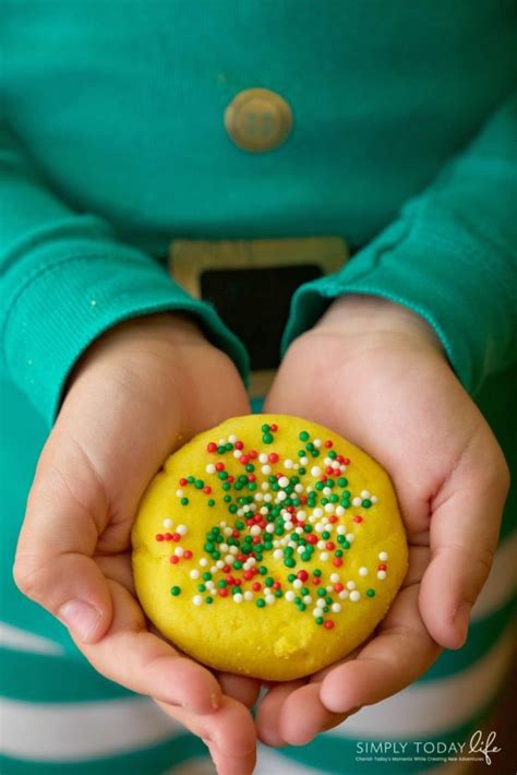 Puerto rico has one of the longest christmas seasons in the world. Mantecaditos Puerto Rican Cookie | Recipe (With images ...