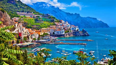 Amalfi Coast Italy Very Beautiful Seaside Panorama Traveldigg Com