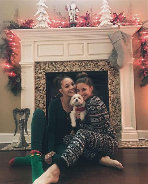 Maddie On Instagram “merry Christmas 🎄 ” Christmas Pictures