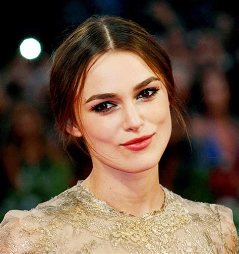 keira knightley reveals wearing wigs for 5 years due to severe hair loss