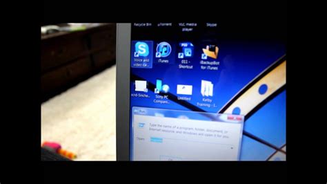 A screenshot is an image that captures what appears on your computer screen. How to take a screenshot on a sony laptop - YouTube