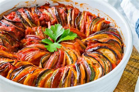 Desde recetas con pollo hasta recetas de postres. 9 Classic Dishes from Provence to Try this Summer - Frenchly