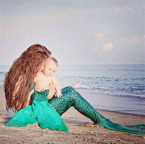 Someday I Want A Mom And Baby Mermaid Photo Like This Mermaid Photos