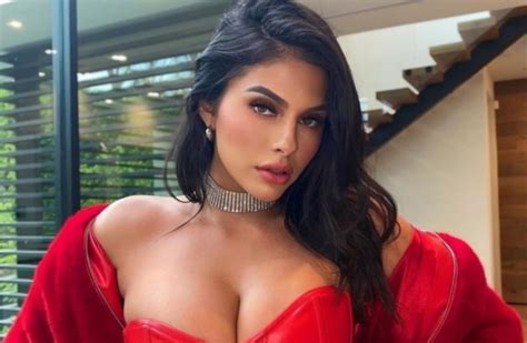 Amanda Trivizas Η σέξι Ελληνοαμερικανίδα που προσκυνά όλο το Instagram