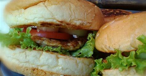 Yuk, intip beberapa resep burger yang sehat dan sederhana di sini. Resep Burger Isi Ayam + Telur oleh Diana Noy Adiatie - Cookpad