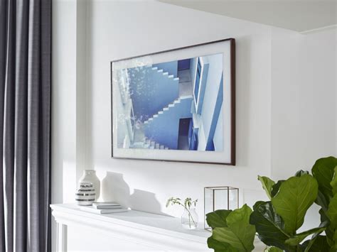 Samsungs New Tv Is Designed To Look Like A Framed Photo