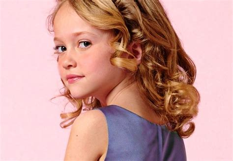 Maybe you would like to learn more about one of these? 5 GAYA RAMBUT ANAK PEREMPUAN YANG SIMPLE DAN CANTIK