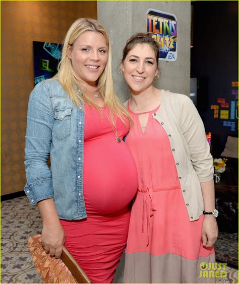 Busy Philipps And Anna Chlumsky Pregnant Pals For Variety Photo