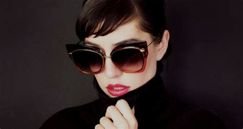 meet amy roiland of a fashion nerd dita blog cat eye sunglasses women cat eye sunglasses