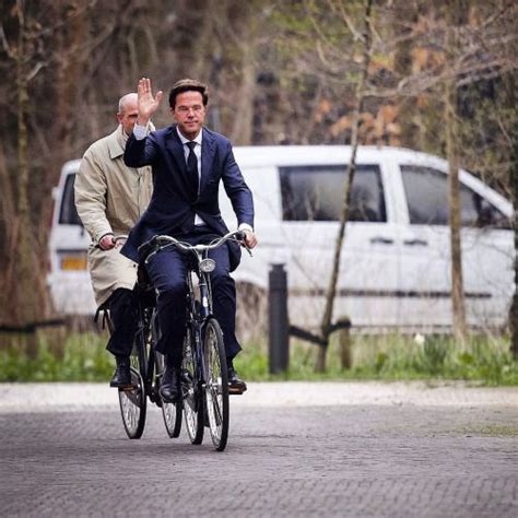 Prime minister narendra modi was in for a surprise when dutch counterpart mark rutte gifted him a bicycle. #catshuis - Browse image and gifs tagged by catshuis ...