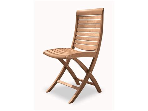 Find outdoor wooden folding chairs in tropical slatted designs and even lounge. Wooden folding chair, for outdoor use | IDFdesign