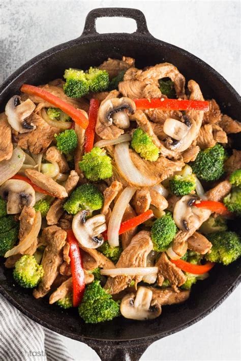 Recipes / very low carbs. Keto Low Carb Chicken Stir Fry - Noshtastic