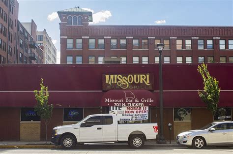 Missouri Bar And Grille Reopens In Downtown St Louis St Louis