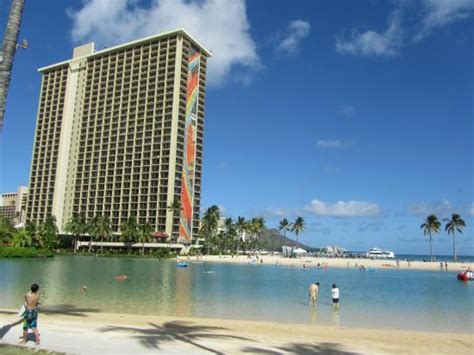 Diamond Tower Picture Of Hilton Hawaiian Village Waikiki Beach Resort