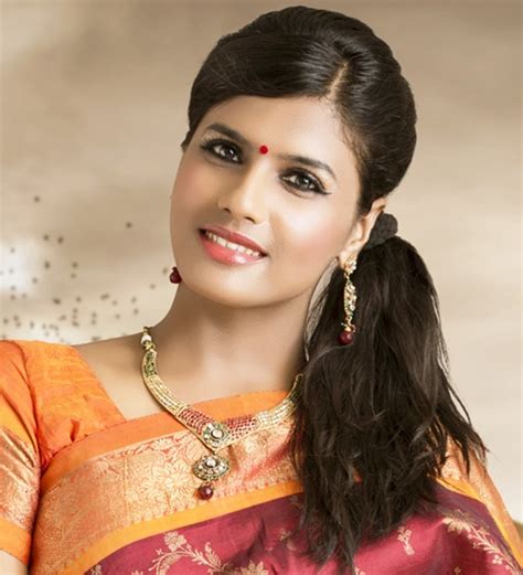 15 Best And Latest Hairstyles For Silk Saree With Images