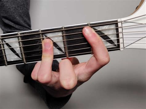 3 Easy Ways To Play A B Flat Bb Chord On Guitar Beast Mode Guitar