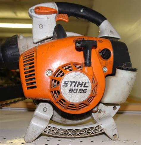 The stihl how to series gives you tips and general advice on how to operate and maintain your stihl power tools. STIHL BG96 GAS LEAF BLOWER