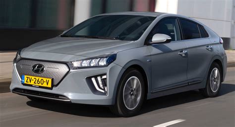 2020 Hyundai Electric Review Pricing And Specs Ph