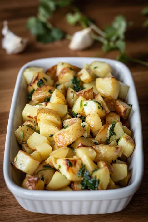 Food tracker® und verschiedene bezahlmethoden. Batata harra - libanesische Bratkartoffeln mit Knoblauch ...