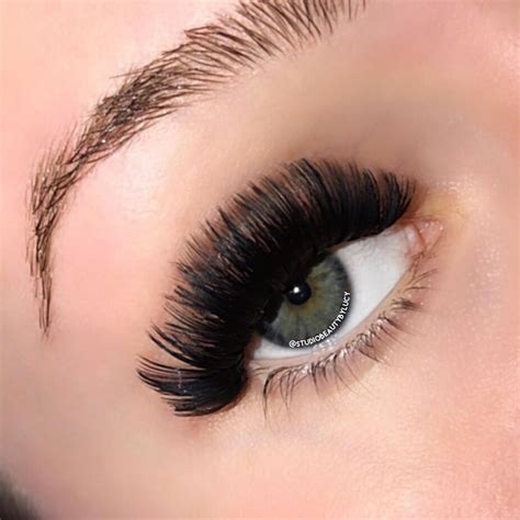 Beauty Salon And Supplier On Instagram “this Mega Volume Lash Set Really Does Have Dramatic