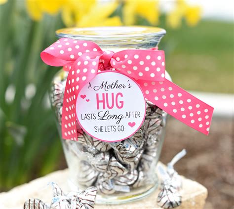 Think beyond your average mother's day gift ideas this year. 25 Cute Mother's Day Gifts - Fun-Squared