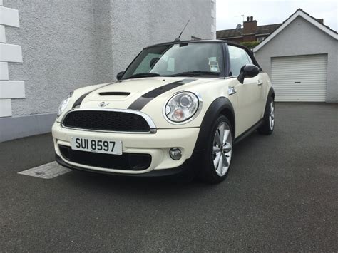 Mini Cooper S Convertible Pepper White With Black Stripes One Owner