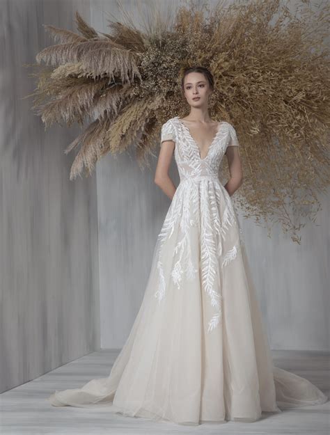 Short Sleeve V Neckline A Line Wedding Dress With Embroidered Tulle Kleinfeld Bridal Ph