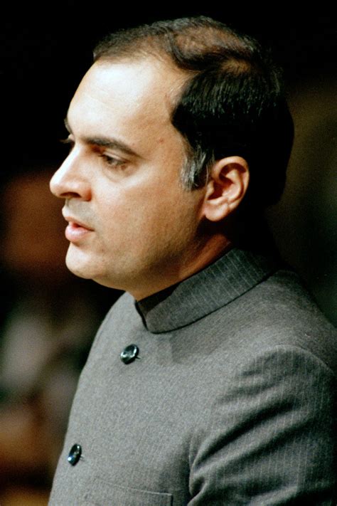 Rajiv gandhi was born in bombay on 20 august 1944 to indira and feroze gandhi.in 1951, rajiv and sanjay were admitted to shiv niketan school, where the teachers said rajiv was shy and introverted, and greatly enjoyed painting and drawing. Rajiv Gandhi | prime minister of India | Britannica