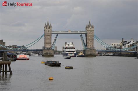 From the famed borough market to the tower of london and so much more, your visit to london bridge and the tower bridge will make. Tower Bridge: Tickets, Öffnungszeiten, Glasboden und ...
