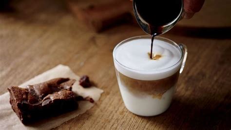 Starbucks Adds New Latte Macchiato To Its Espresso Lineup