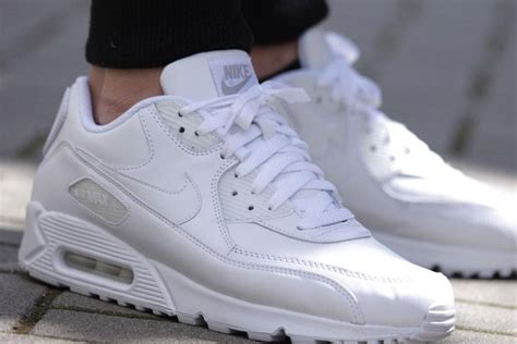 Nike Air Max 90 Essential All Leather Triple White True Looks