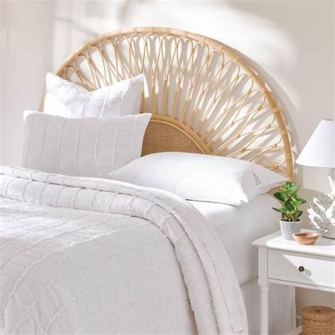 11 Stylish Rattan Headboards We Love 2022 Apartment Therapy