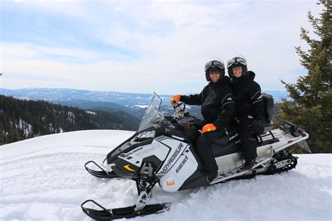 Горнолыжный курорт и лыжная база. McCall Idaho Snowmobile Rentals and Tours at Brundage ...
